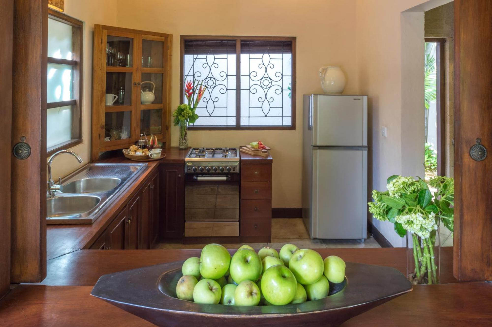 Villa Kubu Seminyak Экстерьер фото