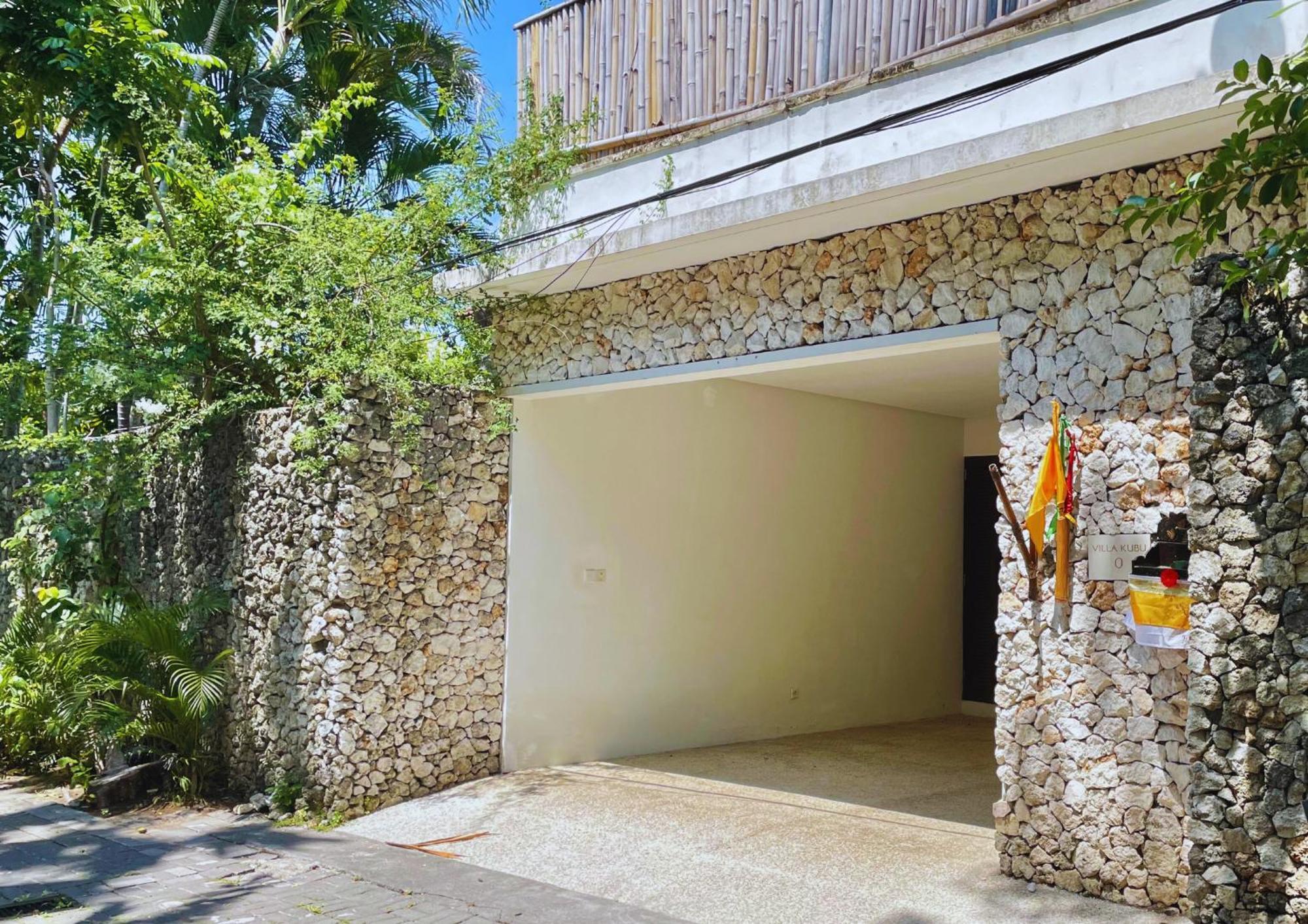 Villa Kubu Seminyak Экстерьер фото